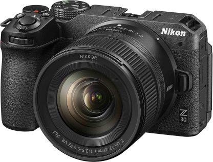 Nikon Z30 Kit (Z DX 12-28mm F/3.5-6.3 VR)